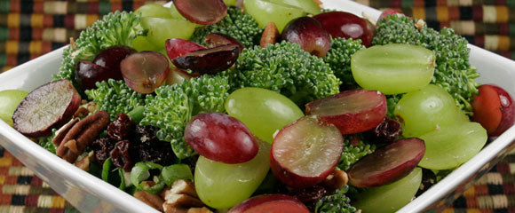 Delicious Broccoli-Grape Salad