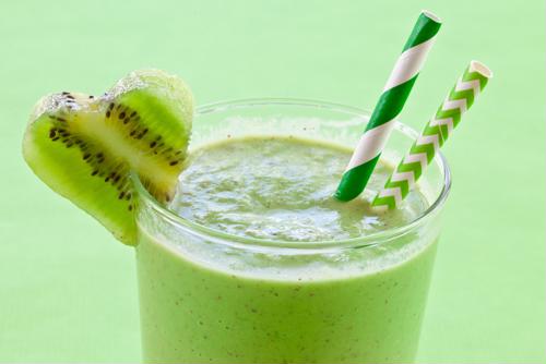 Here are a variety of juices, snacks and sweets to make for St. Patrick’s Day.