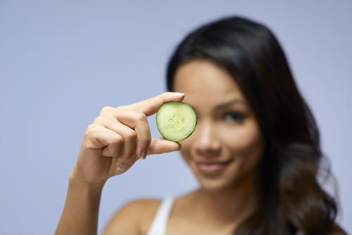 Keep your skin healthy and youthful with these tips.