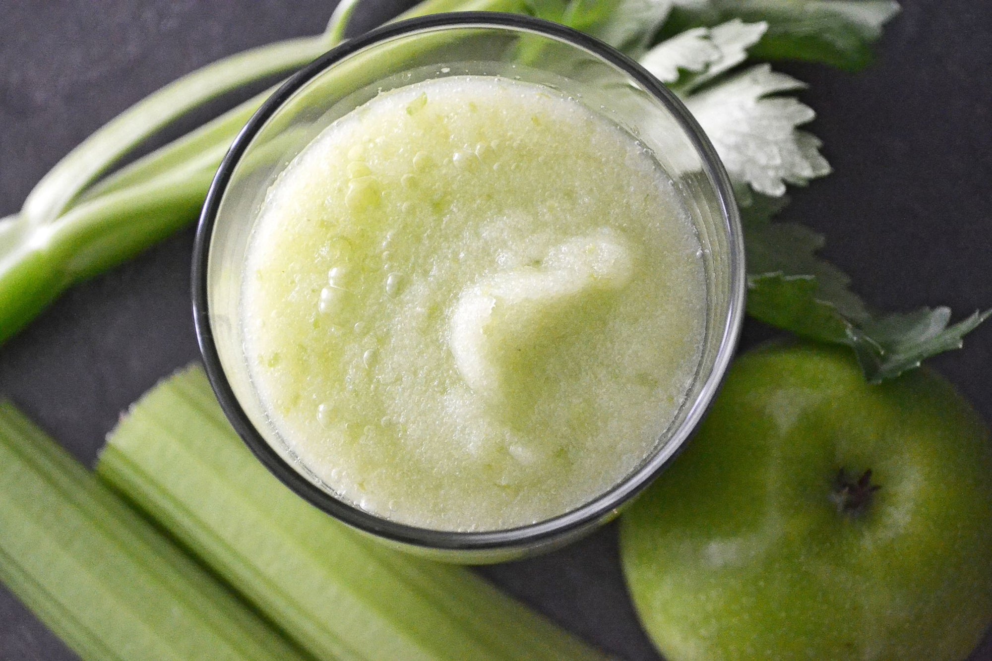 Lee's Apple Celery Smoothie