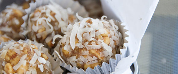 Raw Fruit & Nut Balls (Sugar Plums)