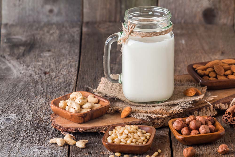 Discover the Healthiest Alternatives to Cow's Milk: A Guide to Vegan Dairy Substitutes