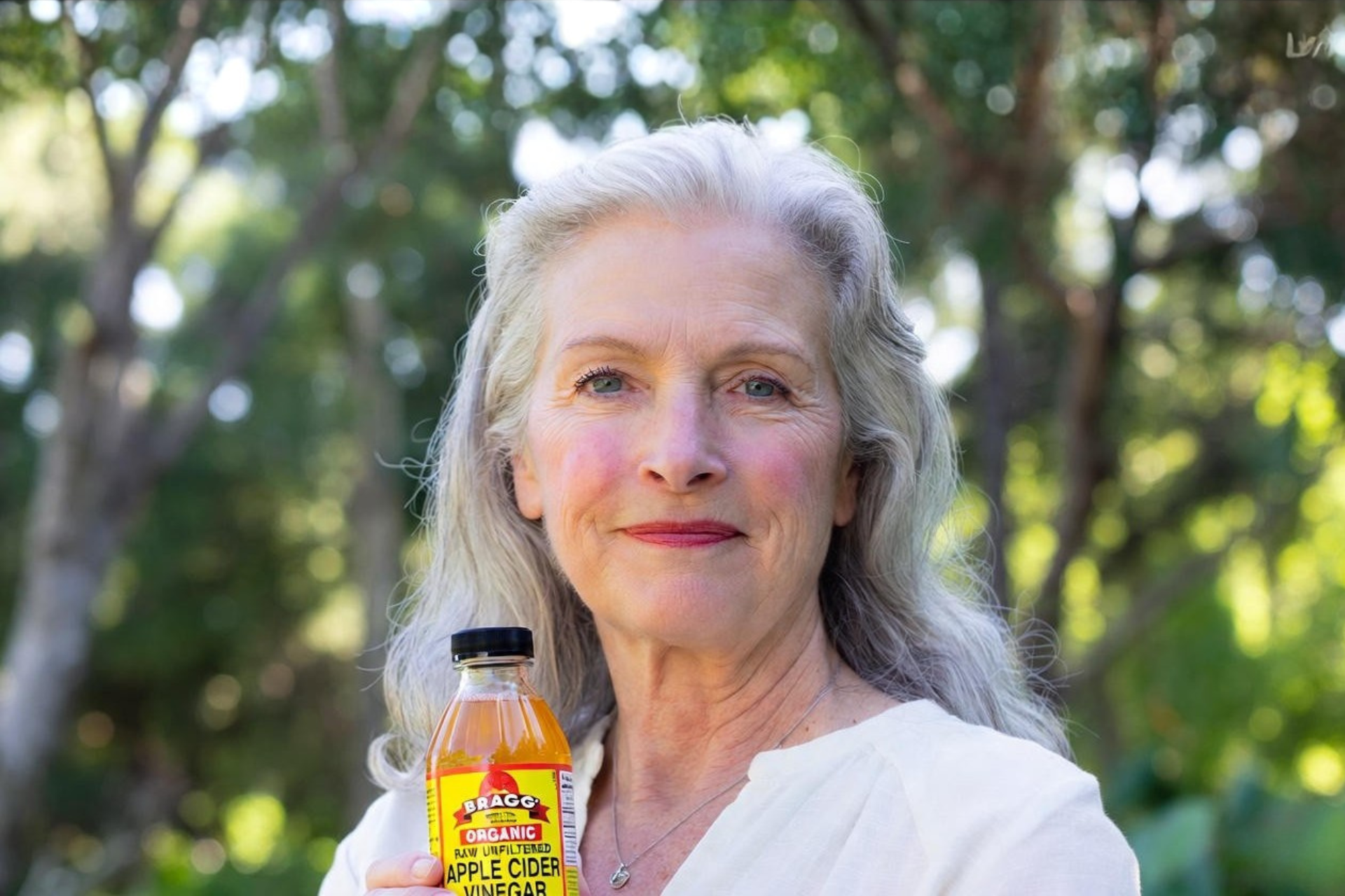 Acid Reflux? Reclaim Digestion with a Simple Apple Cider Vinegar Hack