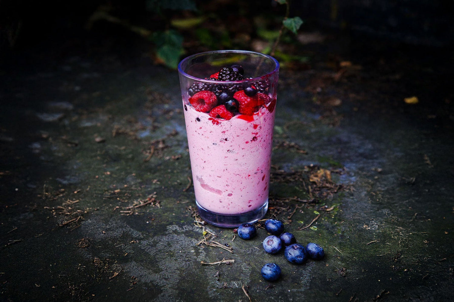 Bananas in Berry Smoothies: The Truth About Bananas and Flavan-3-ols